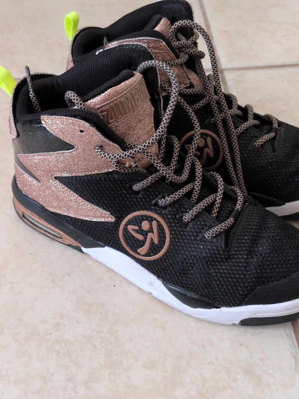 Zumba Air Shimmer Black & Rose Gold Sneakers Size 10 - Picture 4 of 8